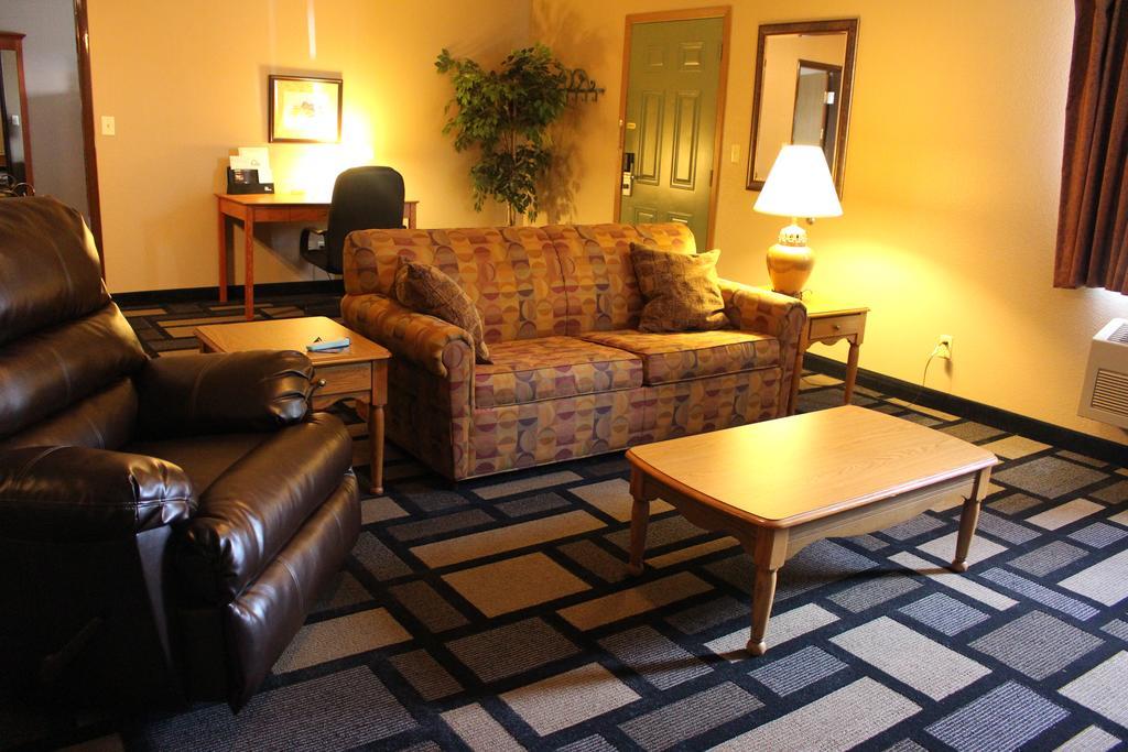 Days Inn By Wyndham Watertown Ruang foto